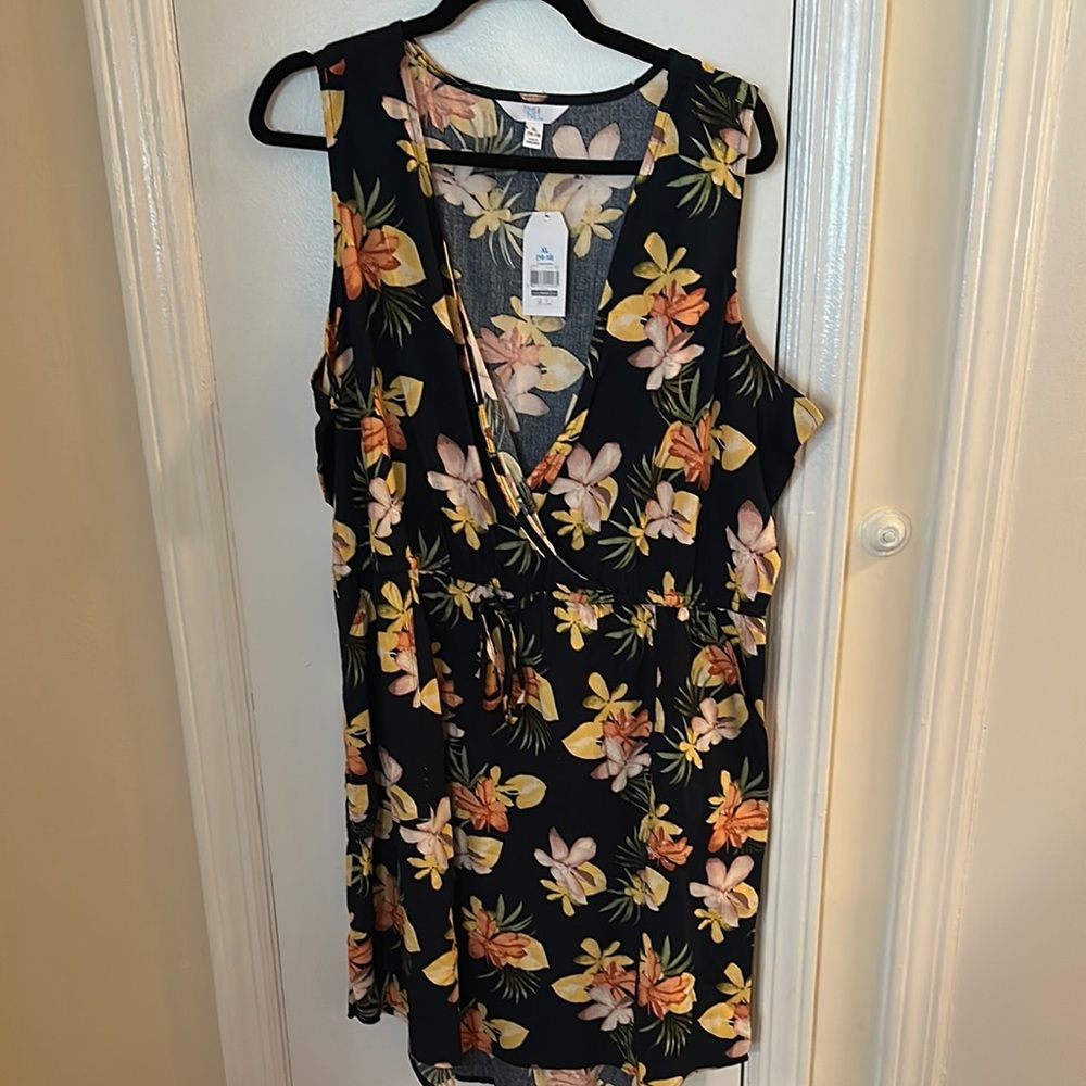 Time and Tru Floral Sleeveless Dress - Black and Yellow